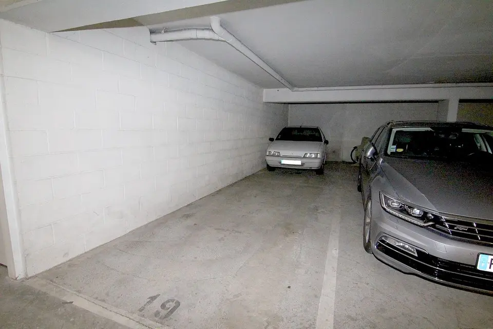 Garage — La Garenne-Colombes