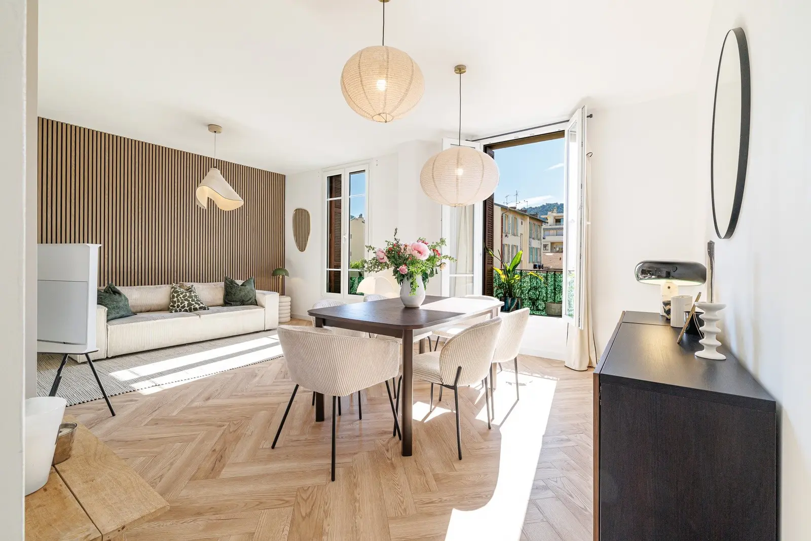 Riquier — rénové, deux balcons, immeuble Art déco