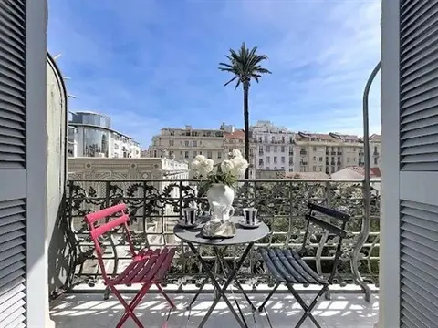 Exclusivité - Appartement De Caractère - Victor Hugo, Carré D'or