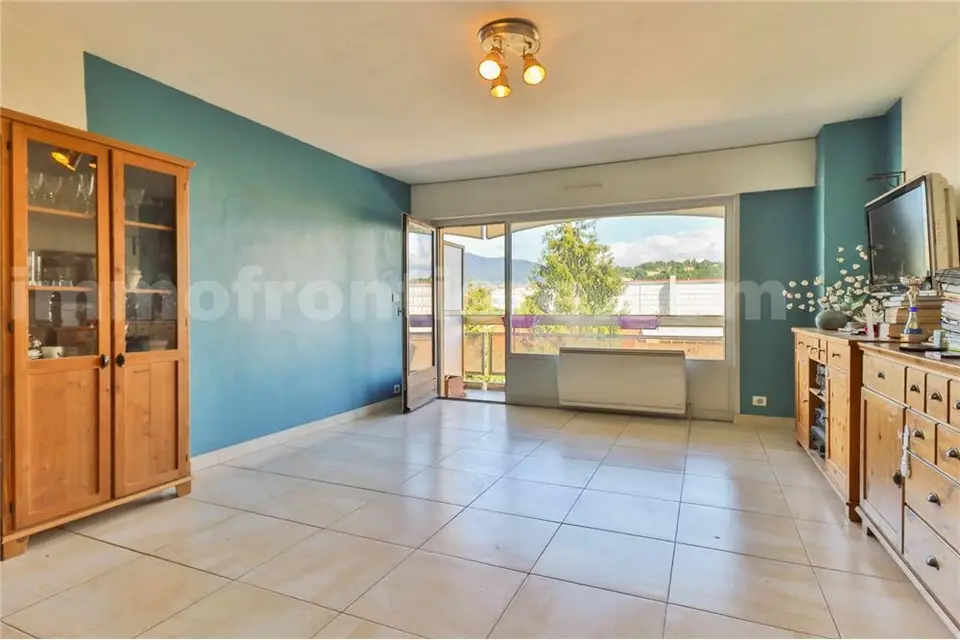 Apartment — 2 ch. — Annemasse