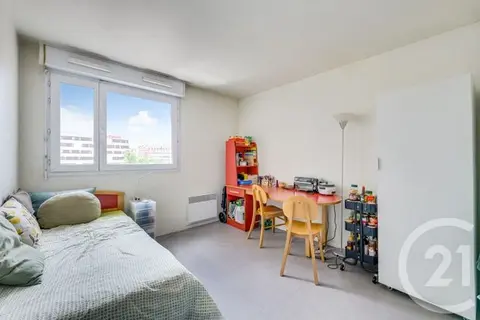Appartement F1 à vendre PARIS