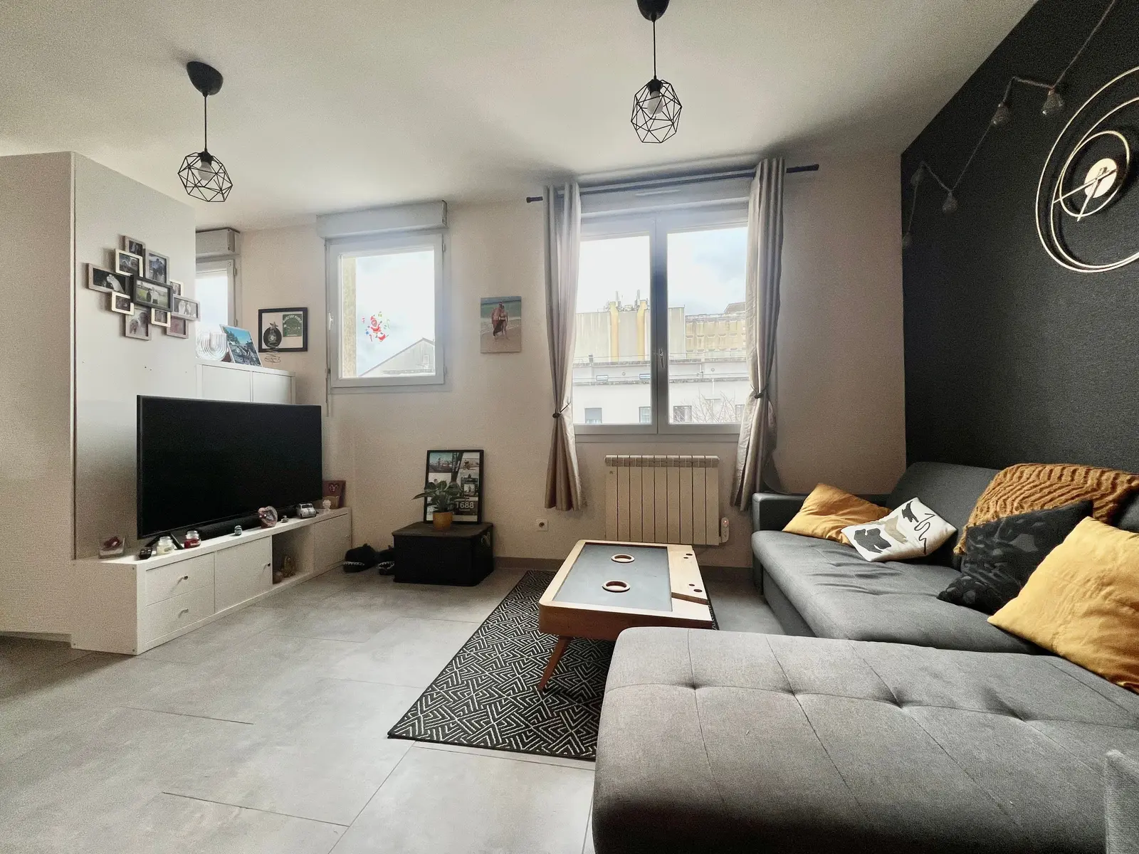 Apartment — 1 ch. — Villefranche-sur-Saône