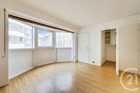 Appartement F1 à vendre PARIS