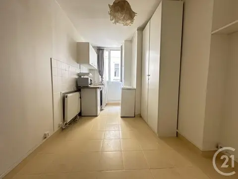 Appartement F1 à vendre PARIS