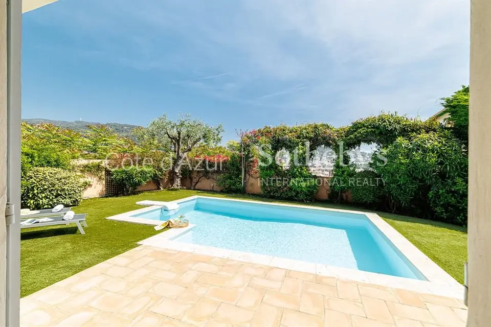 Nice Cimiez propriété avec maison de caractère, studios, piscine