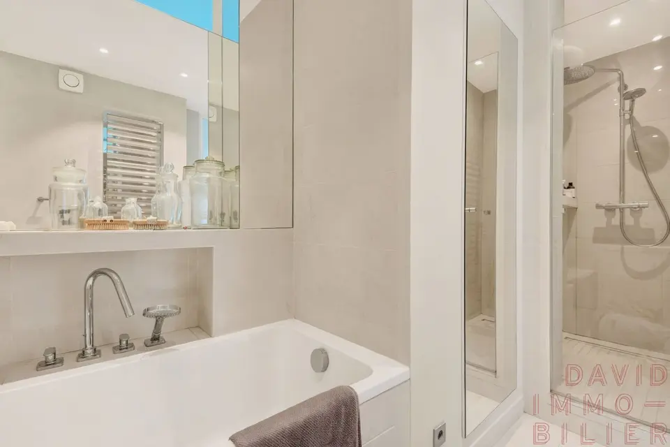 Appartement 4/5 pièces à Paris (75007) Entre Saint Franço
