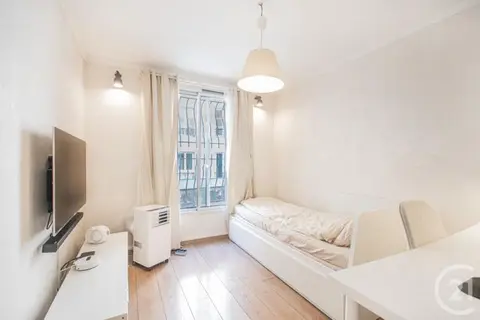 Appartement F2 à vendre PARIS