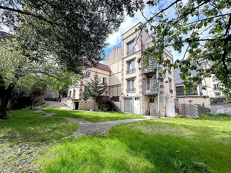 Other — 12 ch. — Colombes