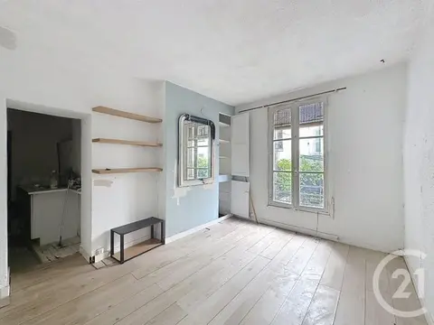 Appartement F1 à vendre PARIS