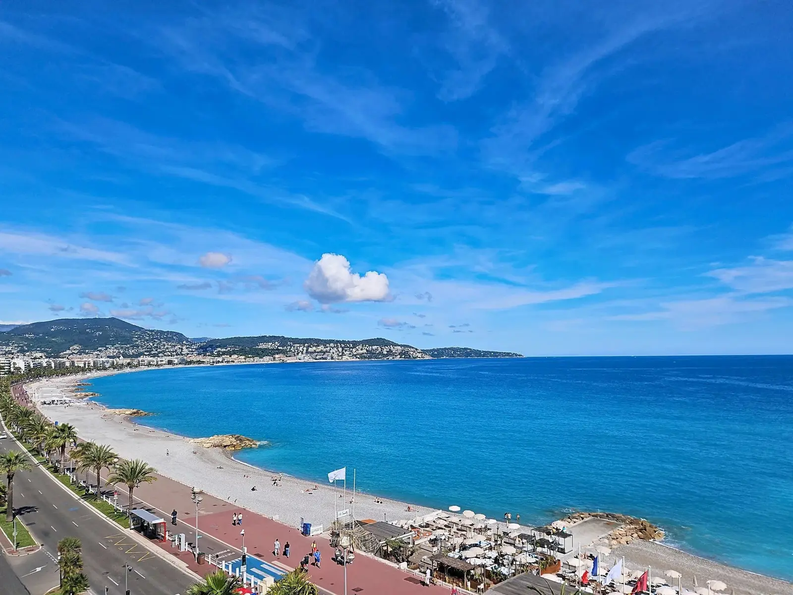 Nice promenade des anglais – rarissime dernier étage bourgeois avec terrasse vue mer panoramique